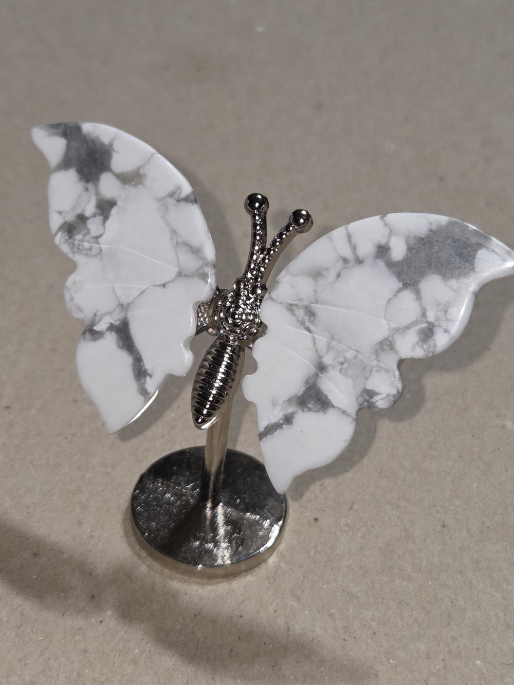 Natural Howlite Crystal Butterfly Wings On Metal Body Stand Decor